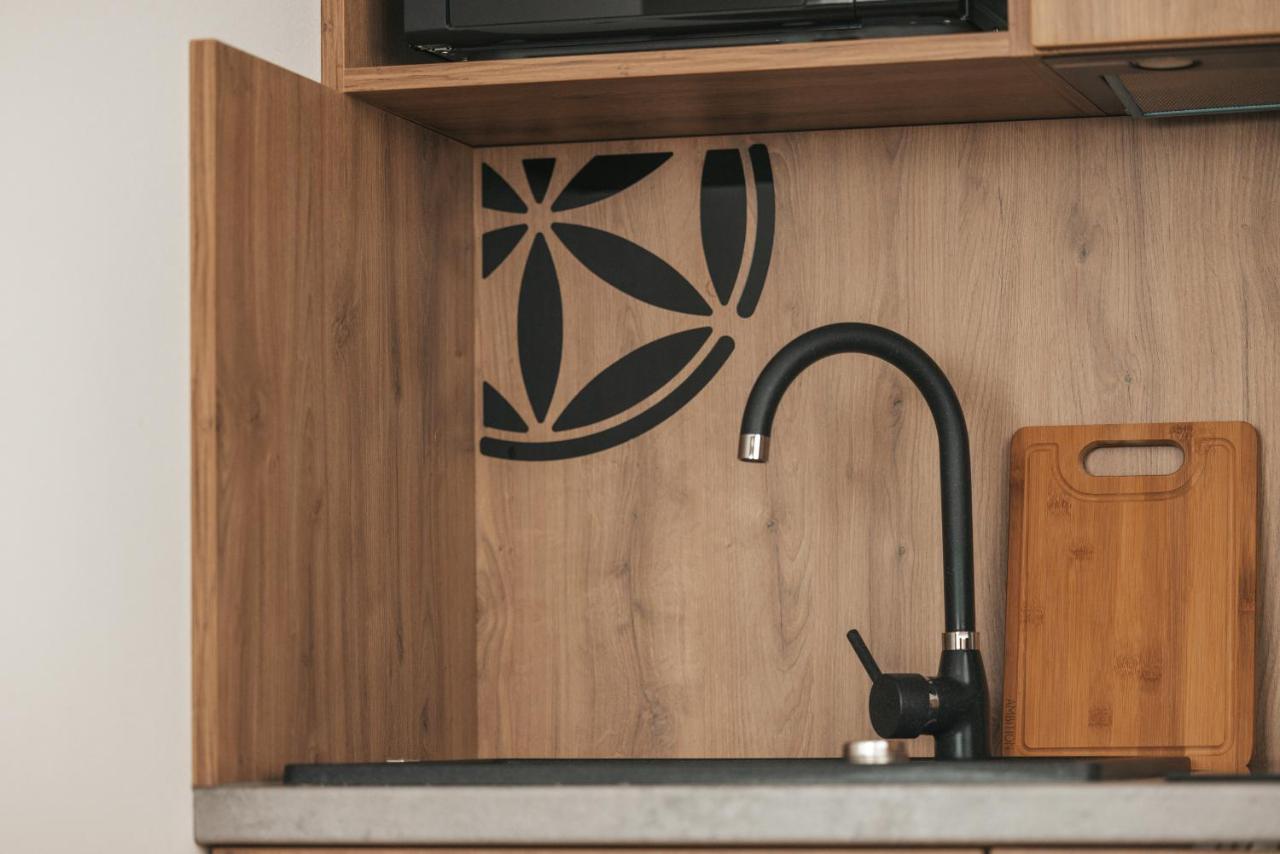 Apartamenty Grand Tatry - Sauna I Jacuzzi Wliczone W Cene Pobytu - 10 Minut Pieszo Od Term Bania Bialka Tatrzanska Eksteriør bilde