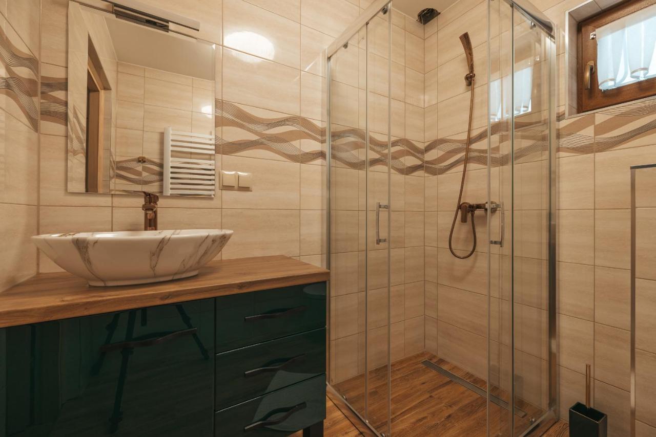 Apartamenty Grand Tatry - Sauna I Jacuzzi Wliczone W Cene Pobytu - 10 Minut Pieszo Od Term Bania Bialka Tatrzanska Eksteriør bilde